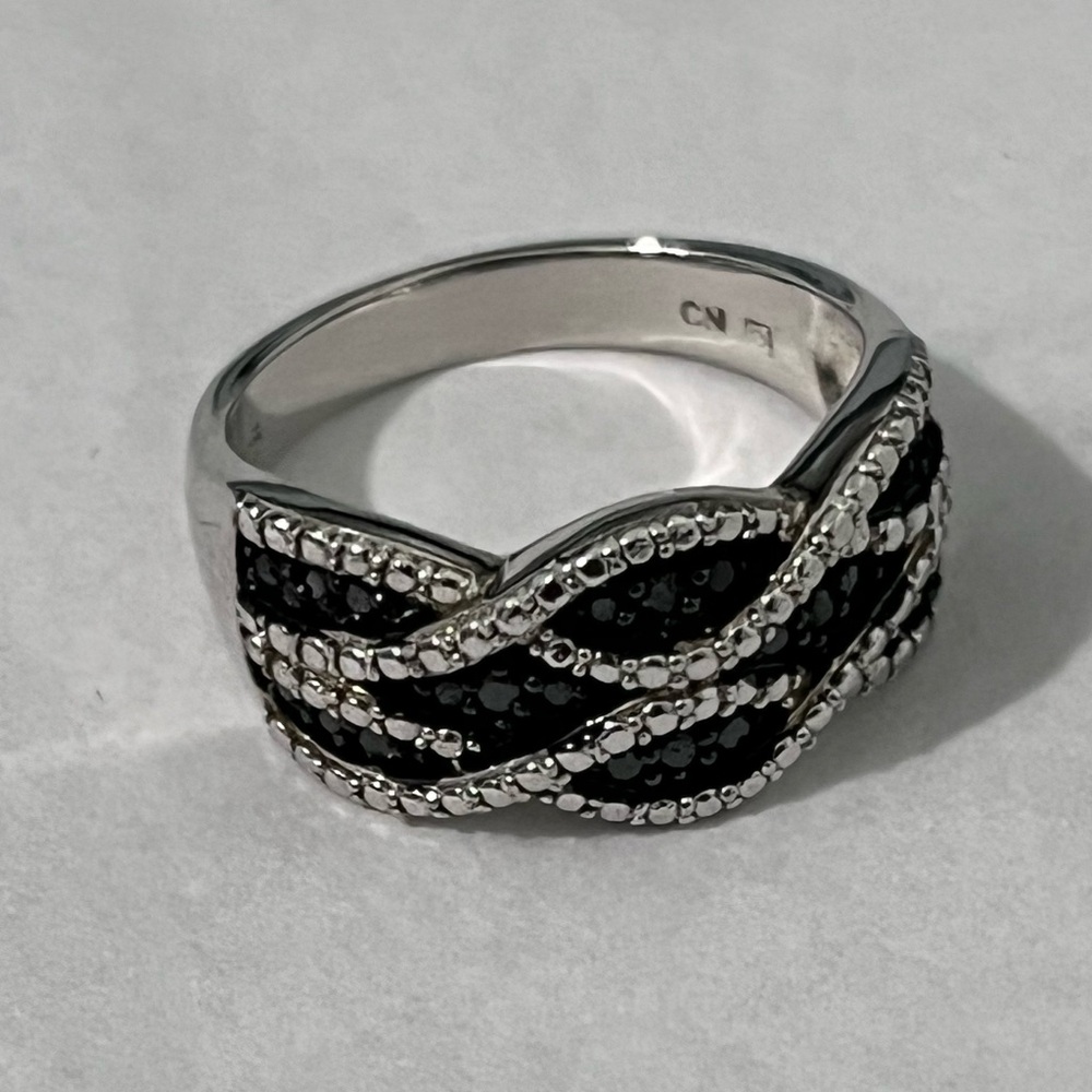 Kay Jeweler Loved Authentic Black Sapphire & Sterling Silver Criss-Cr… - Picture 9 of 12